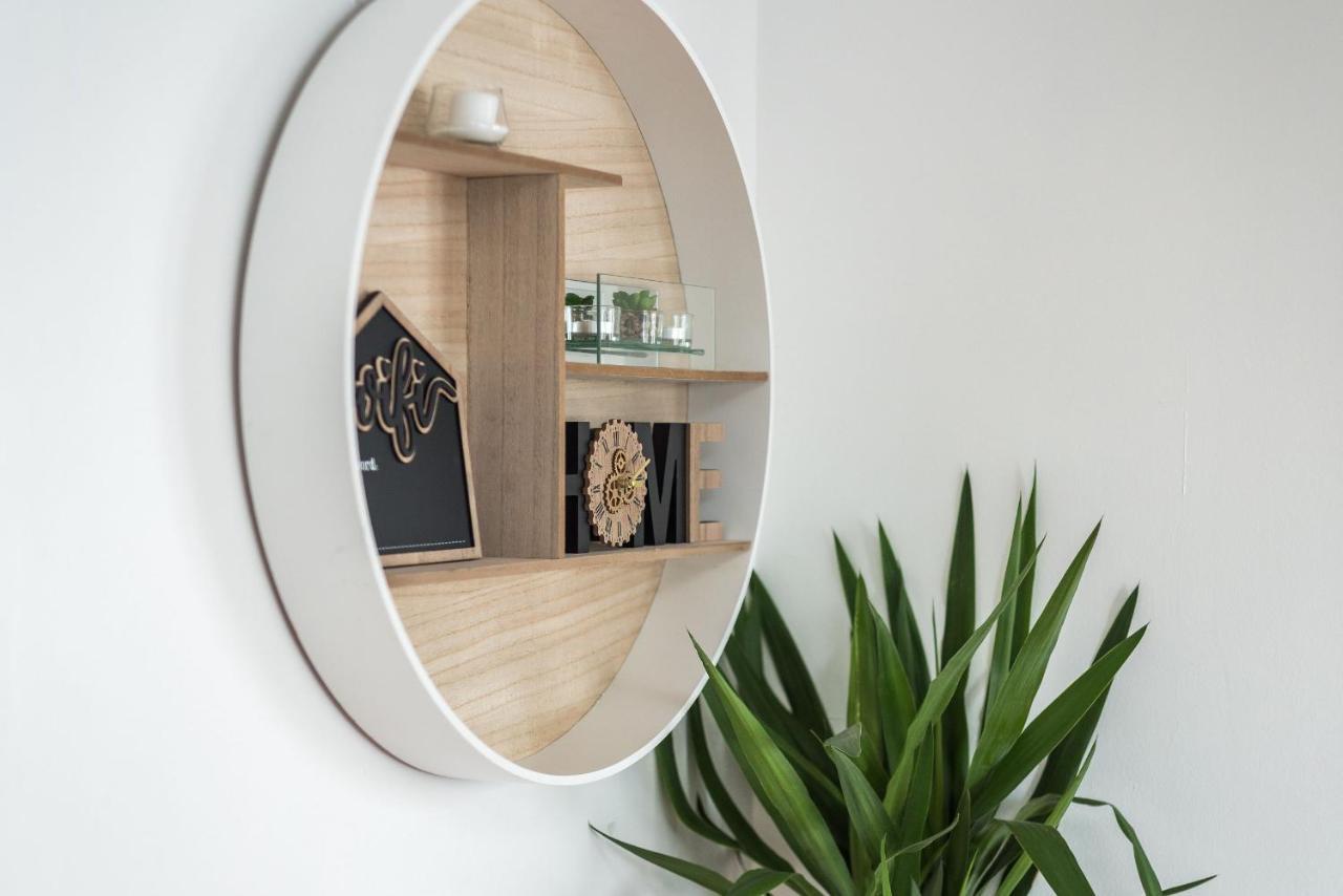 Modern Spacious 3 Bedroom City Centre Apartment - Free Parking - Private Balcony EDI Exterior foto